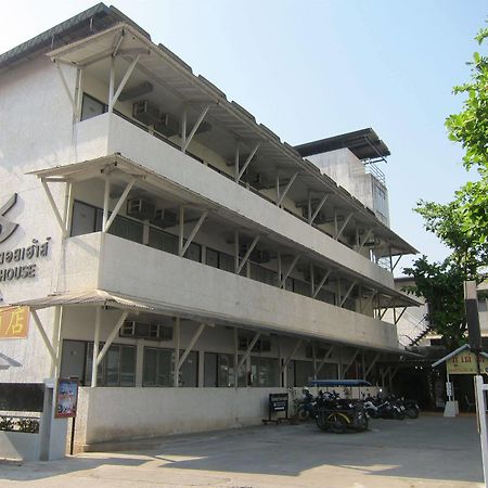 צ'יאנג מאי Chomdoi House Hotel מראה חיצוני תמונה